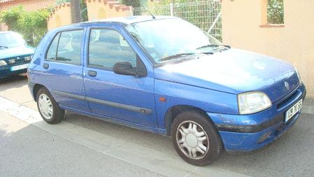 CLIO EN L'ETAT <